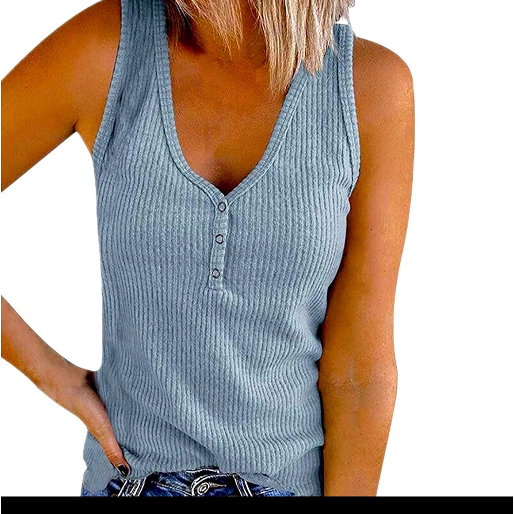 Nice summer tank top NWT!